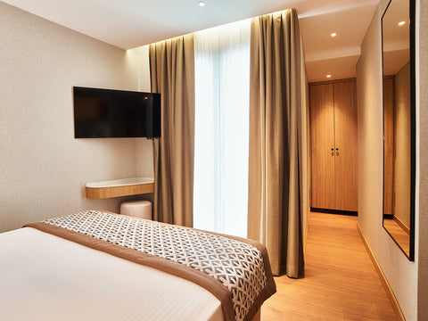 Atrium View Room